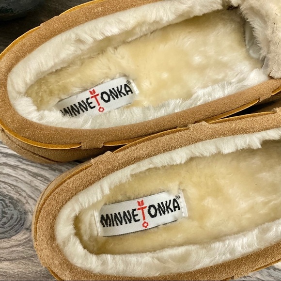 NIB Minnetonka Allie Berber Plug Moccasin Slipper - Picture 8 of 11